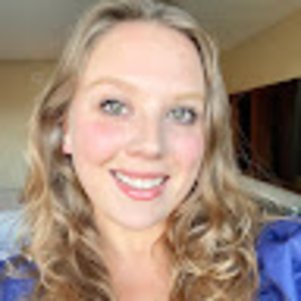 Meet your Posher, Casey
